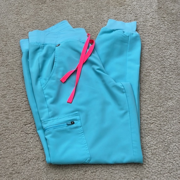 Figs - Picture 2 of 3